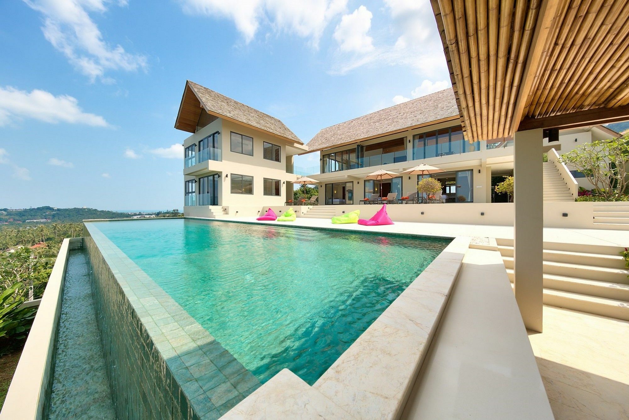 Nojoom Hills - Sea View 6 Bedroom